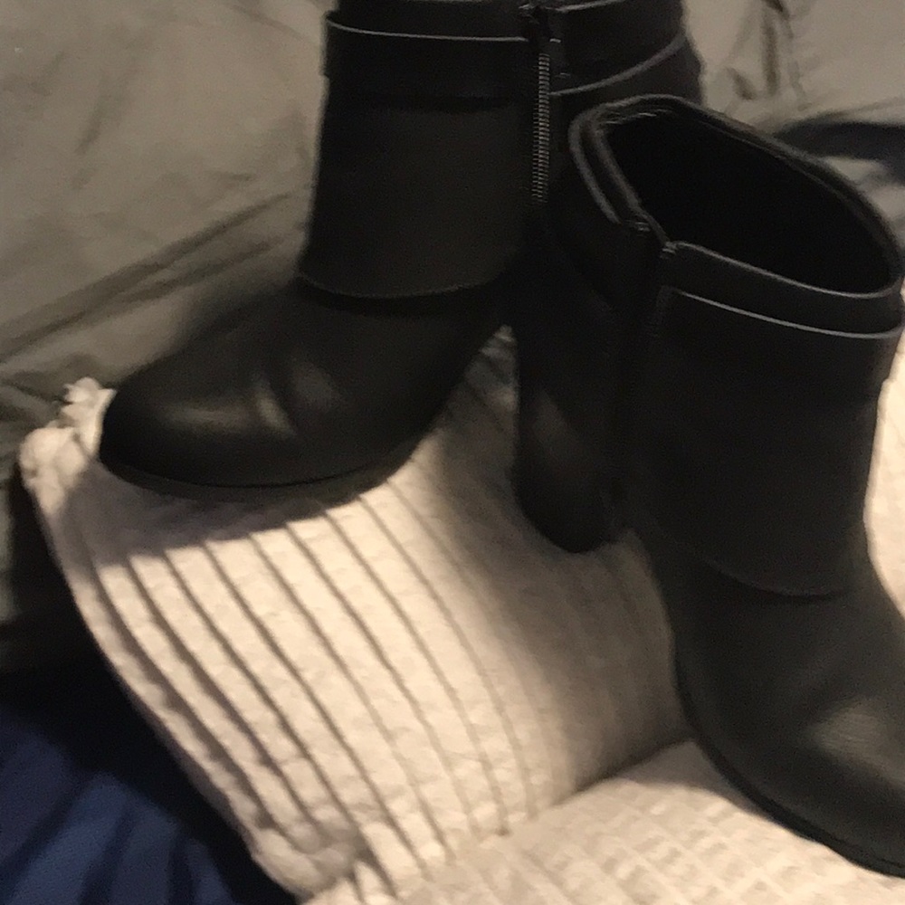 Madden girl black booties